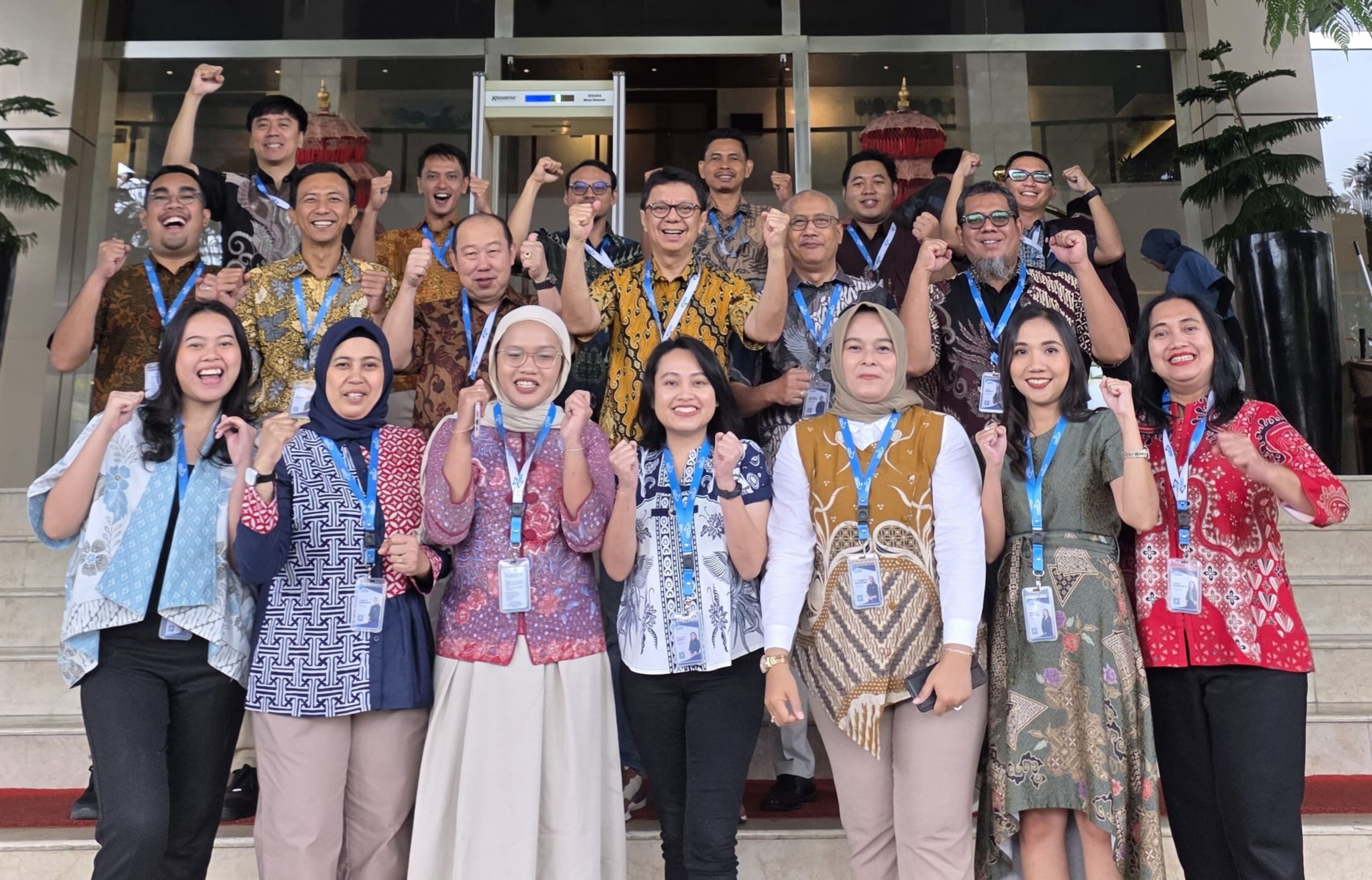 Foto bersama setelah berakhirnya Rapat Kerja Tahunan 2026